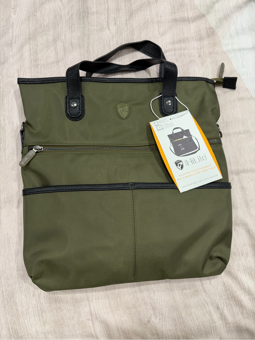 NWT HEYS HILITE FOLDOVER TOTE/CROSSBODY